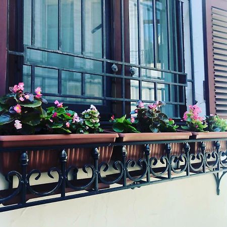 Apart Hotel Quartet Одеса Екстер'єр фото