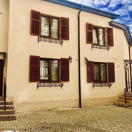 Apart Hotel Quartet Одеса Екстер'єр фото